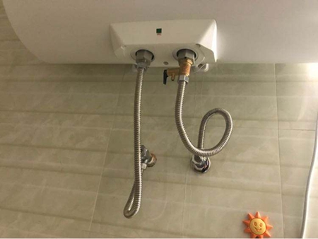 電熱水器進(jìn)水或出水困難怎么辦?