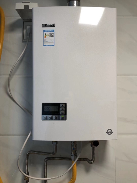 燃氣熱水器在打開水閥后，脈沖不打火怎么辦?