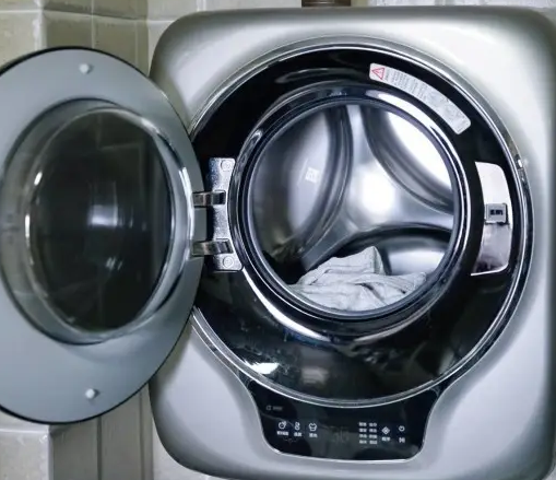 洗衣機(jī)突然不通電的原因及解決辦法是？