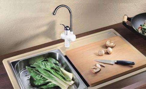 熱水器為什么會(huì)出現(xiàn)漏水的情況