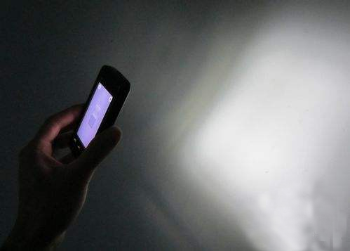 手機(jī)手電筒長(zhǎng)時(shí)間使用會(huì)造成什么樣影響-有害處嗎?