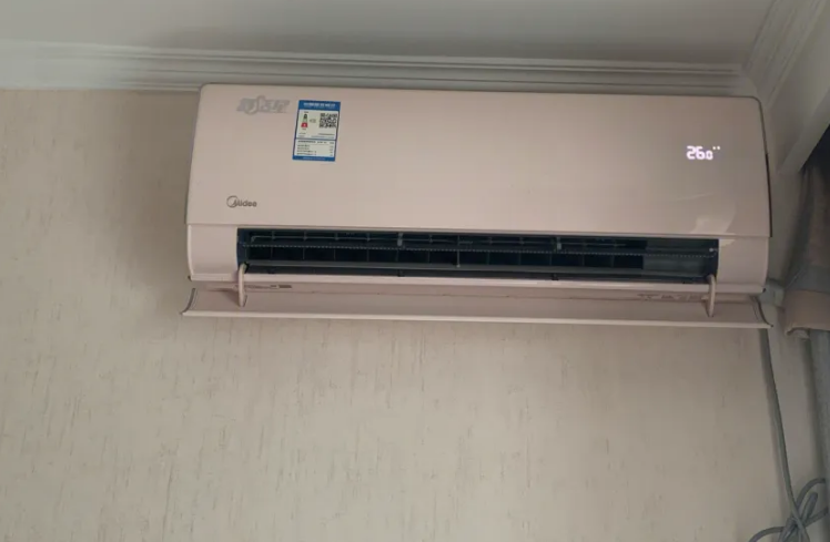 空調制熱要啟動很久是怎么回事？